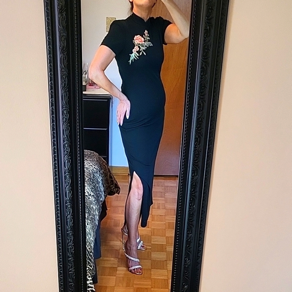 Vintage Black Mandarin-Inspired Sheath Dress, Pink/Orange Floral Embroidery, 8 - Picture 3 of 16